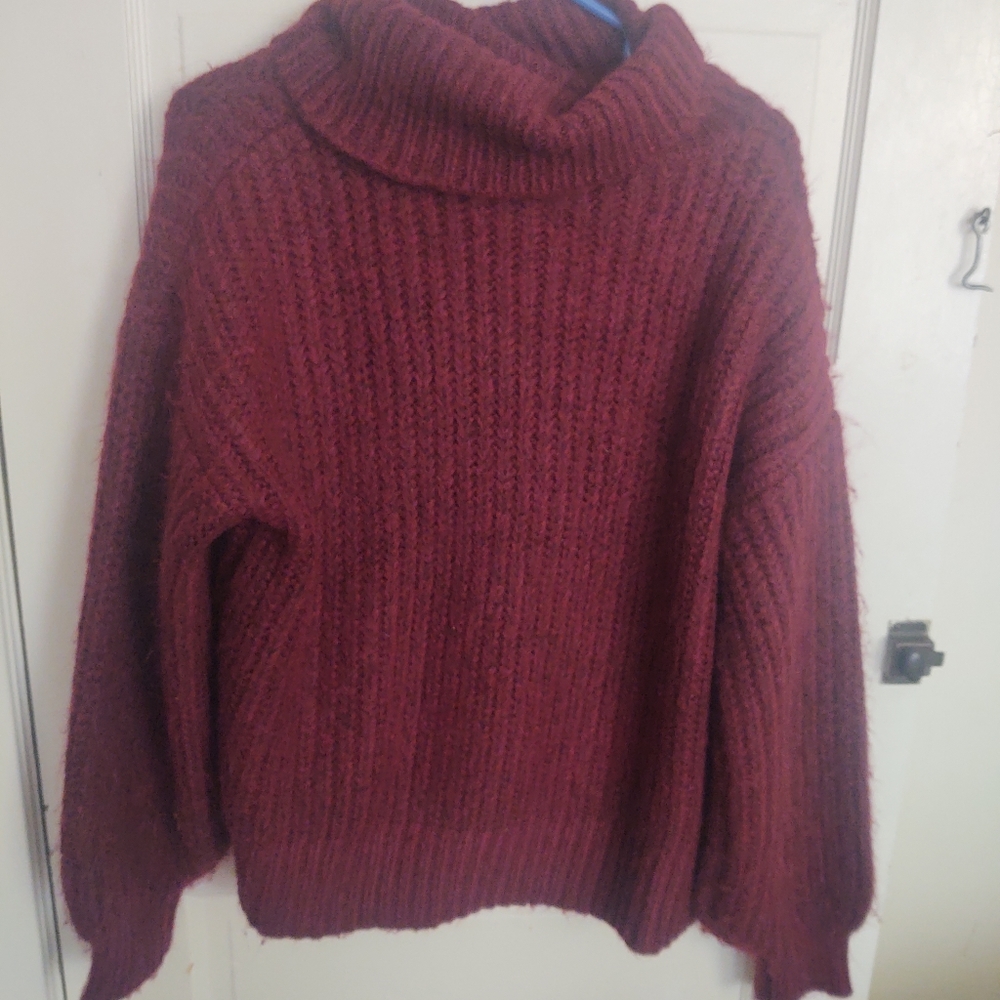 Oversized turtle necked sweater
